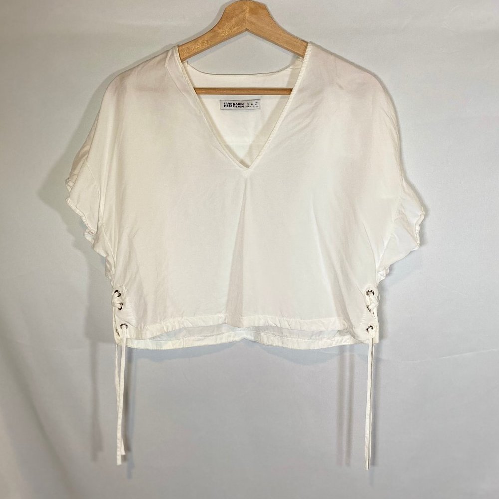 Zara White V-Neck Cropped Lace-Up Side Top